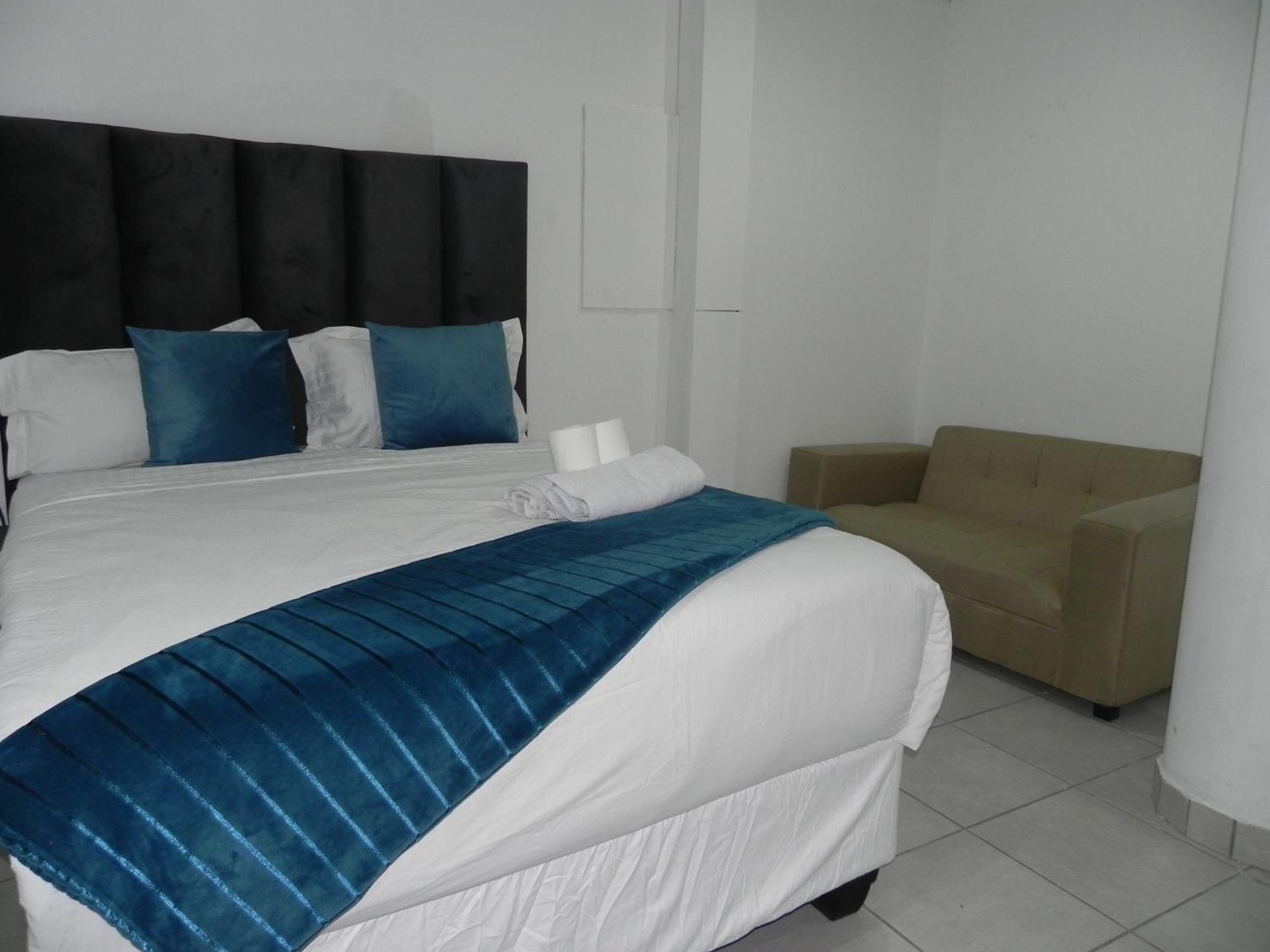 Hotel De Bliss